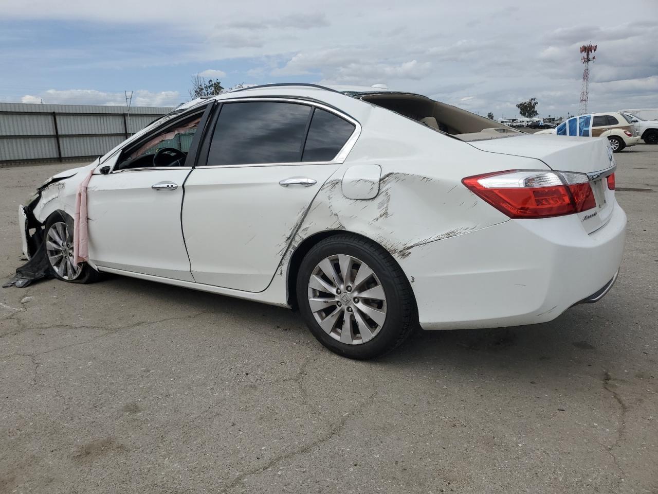 2015 HONDA ACCORD EXL - Image 2