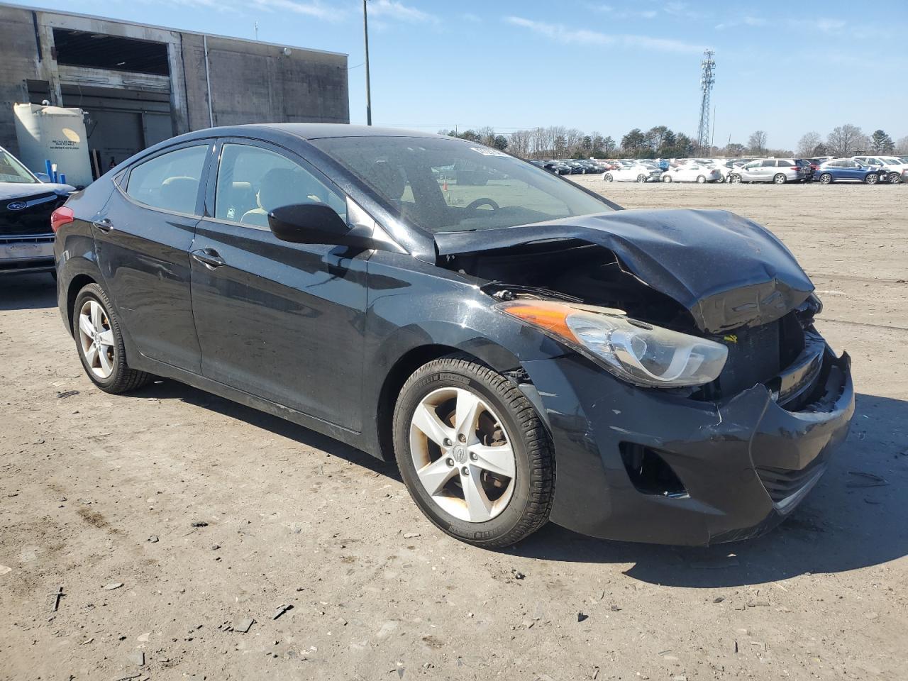 2013 HYUNDAI ELANTRA GL - Image 4