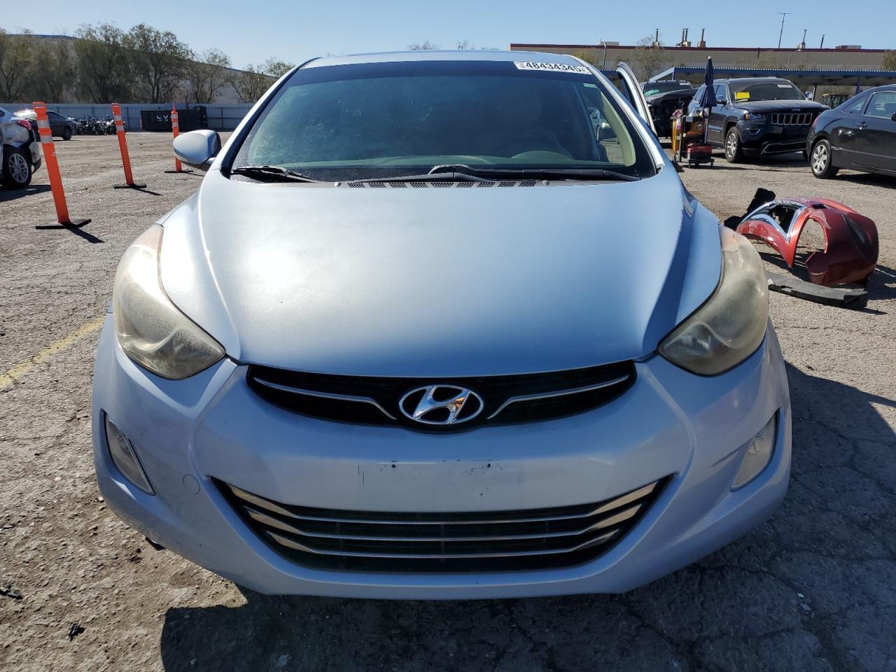 2013 HYUNDAI ELANTRA GL - Image 5