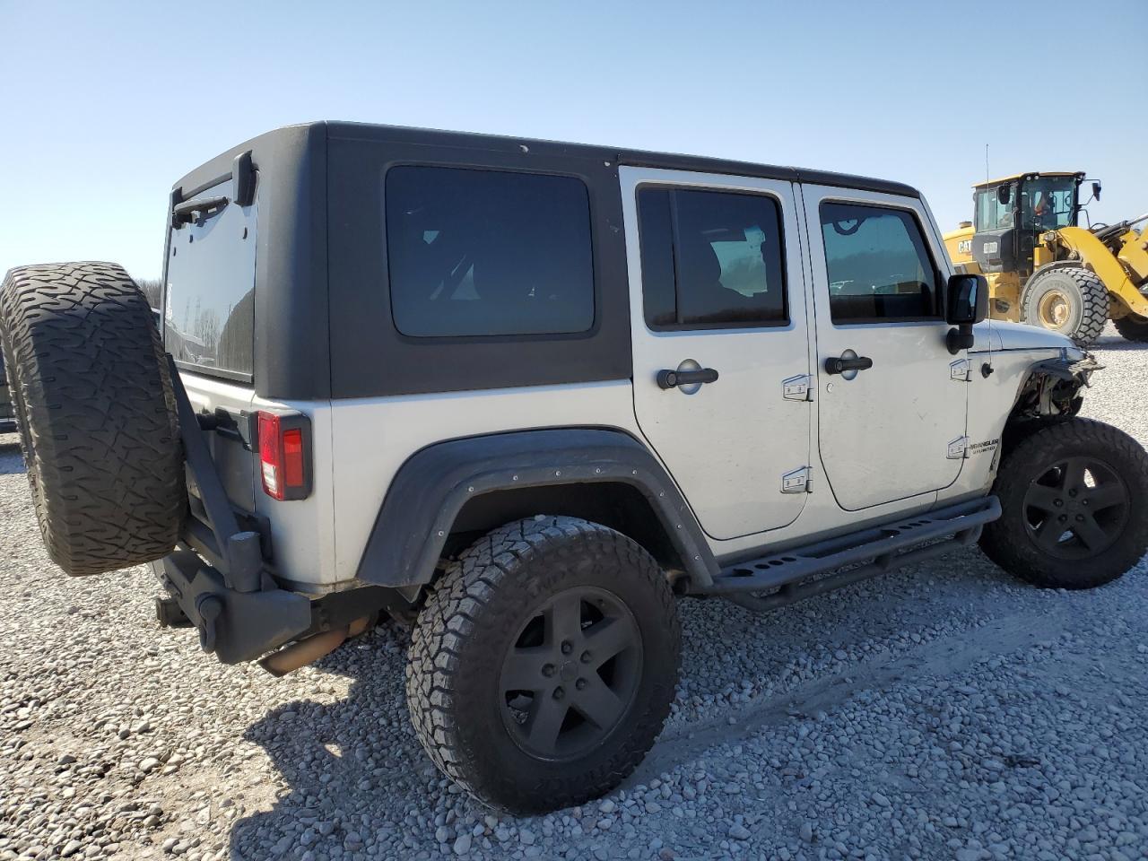 2010 JEEP WRANGLER U - Фото 3