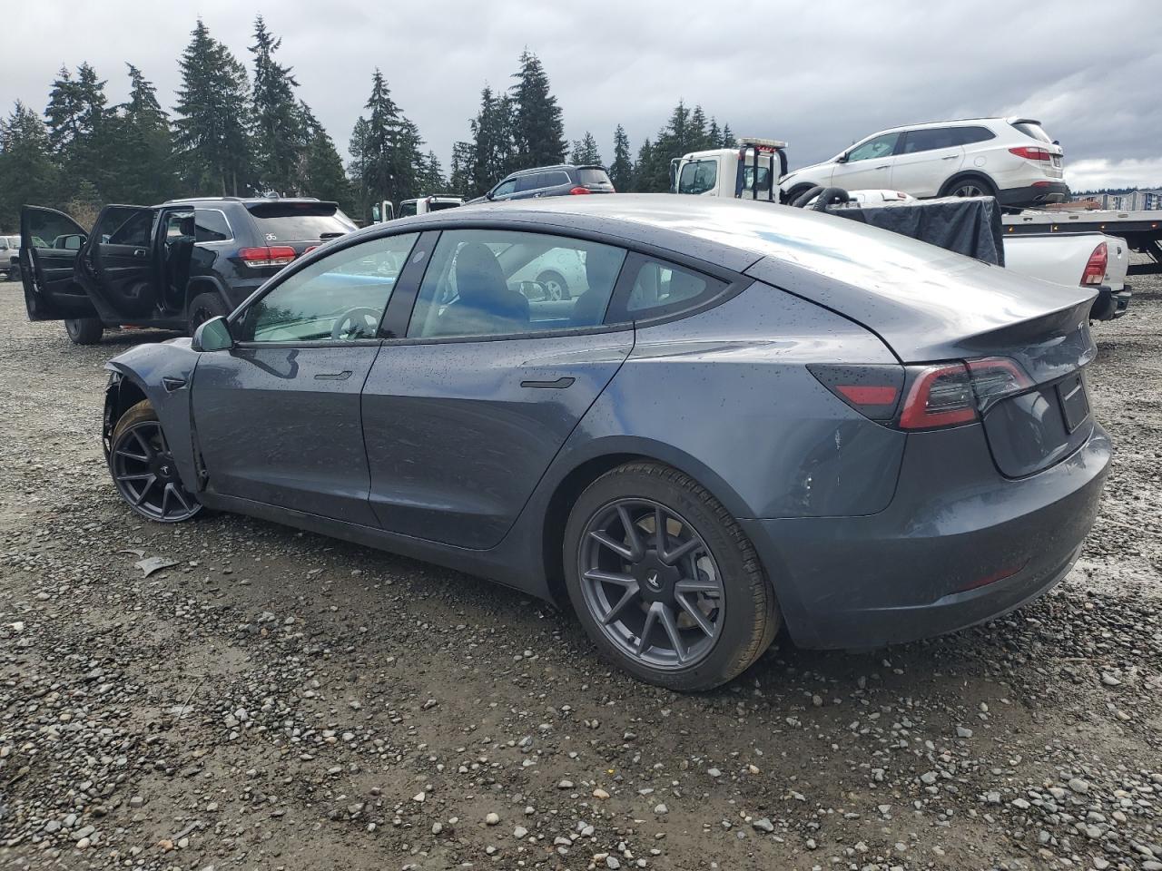 2023 TESLA MODEL 3 - Фото 2