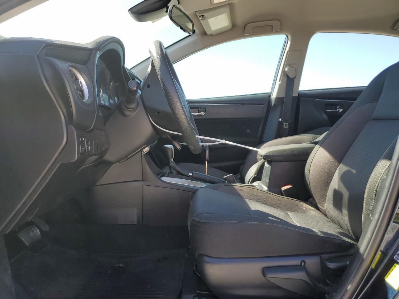 2018 TOYOTA COROLLA L - Image 7