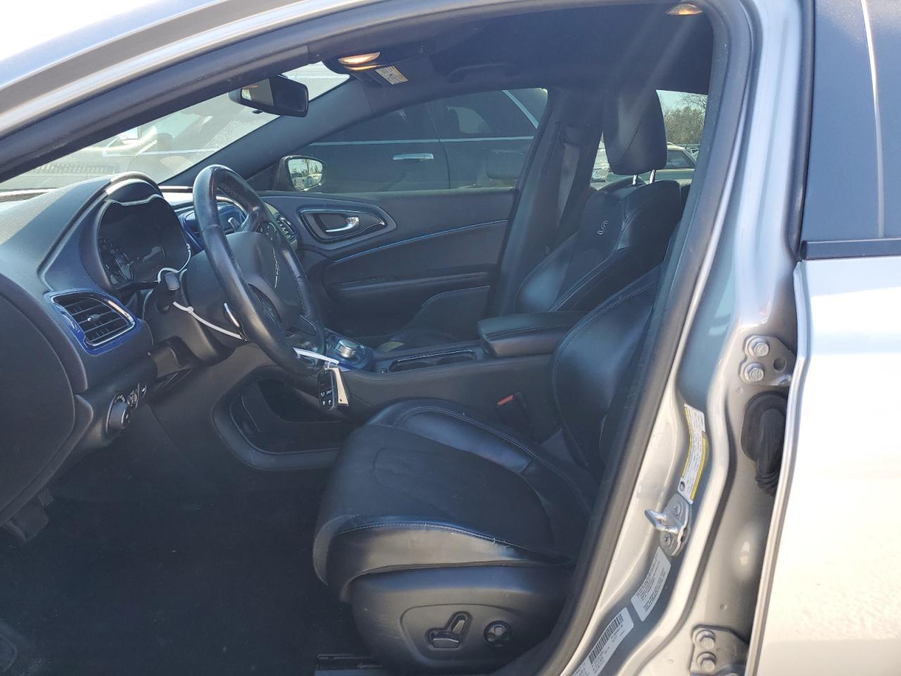 2015 CHRYSLER 200 S - Image 7