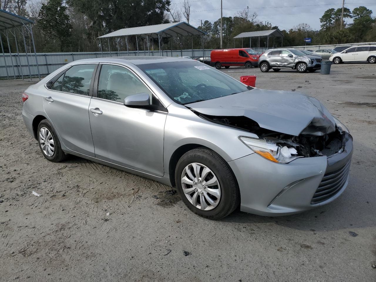 2016 TOYOTA CAMRY LE - Фото 4
