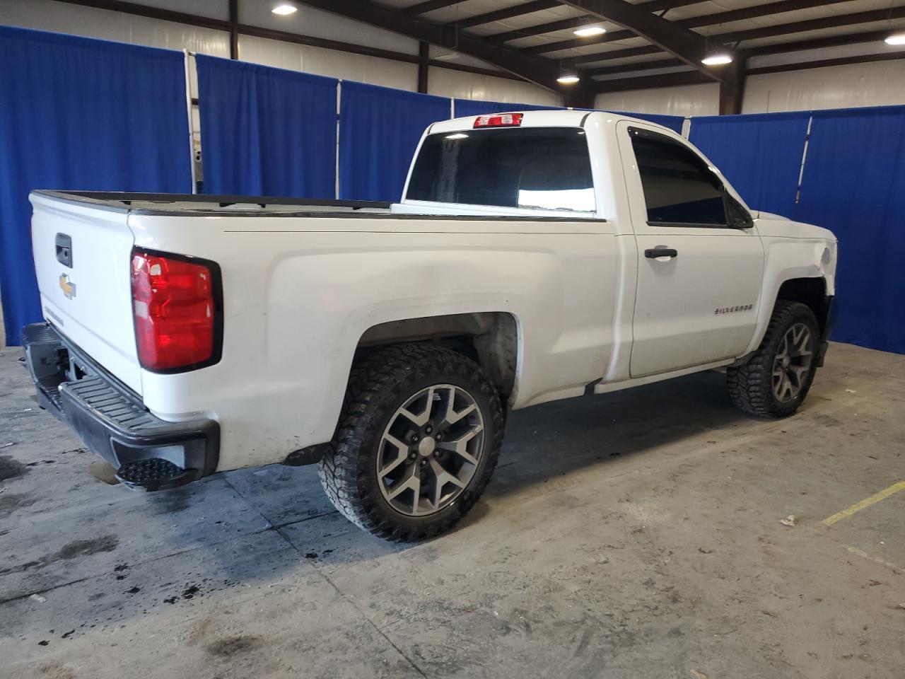 2017 CHEVROLET SILVERADO - Image 3