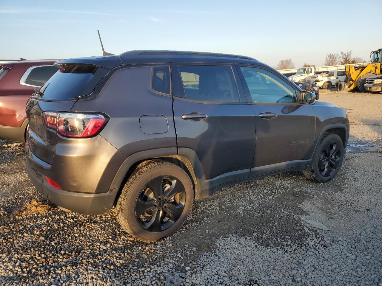 2020 JEEP COMPASS LA - Фото 3