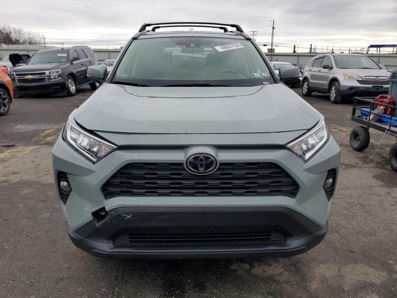2019 TOYOTA RAV4 XLE P - Фото 5