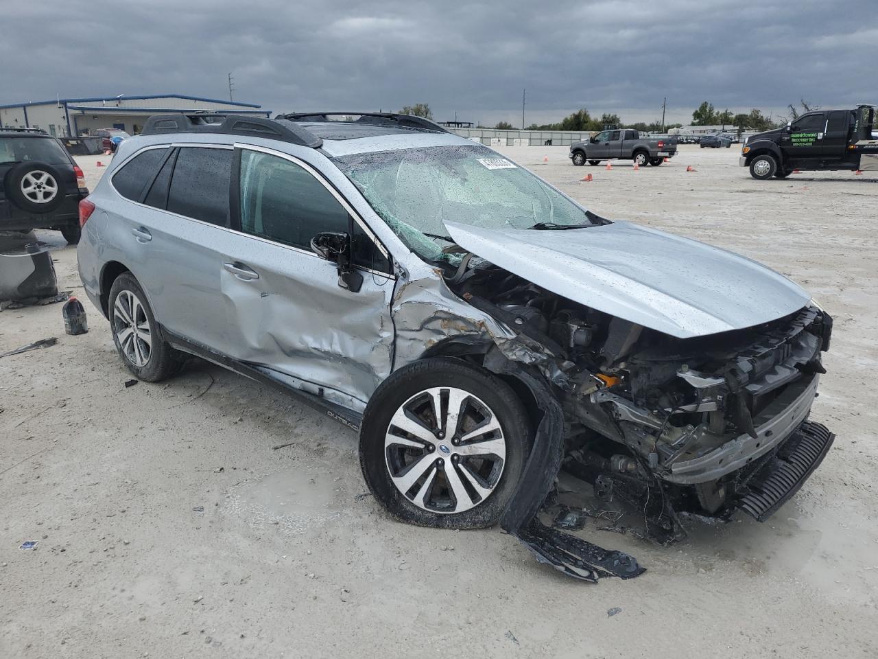 2018 SUBARU OUTBACK 2. - Image 4