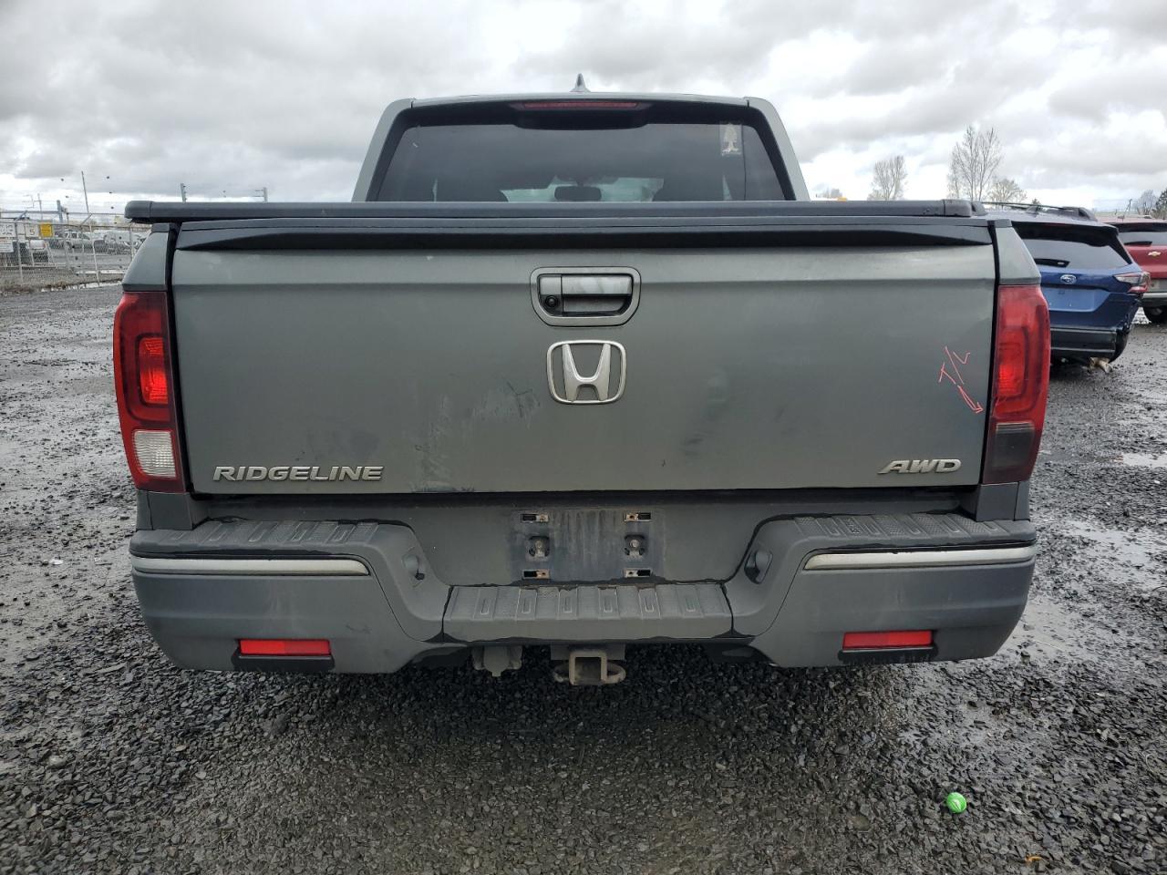 2017 HONDA RIDGELINE - Image 6