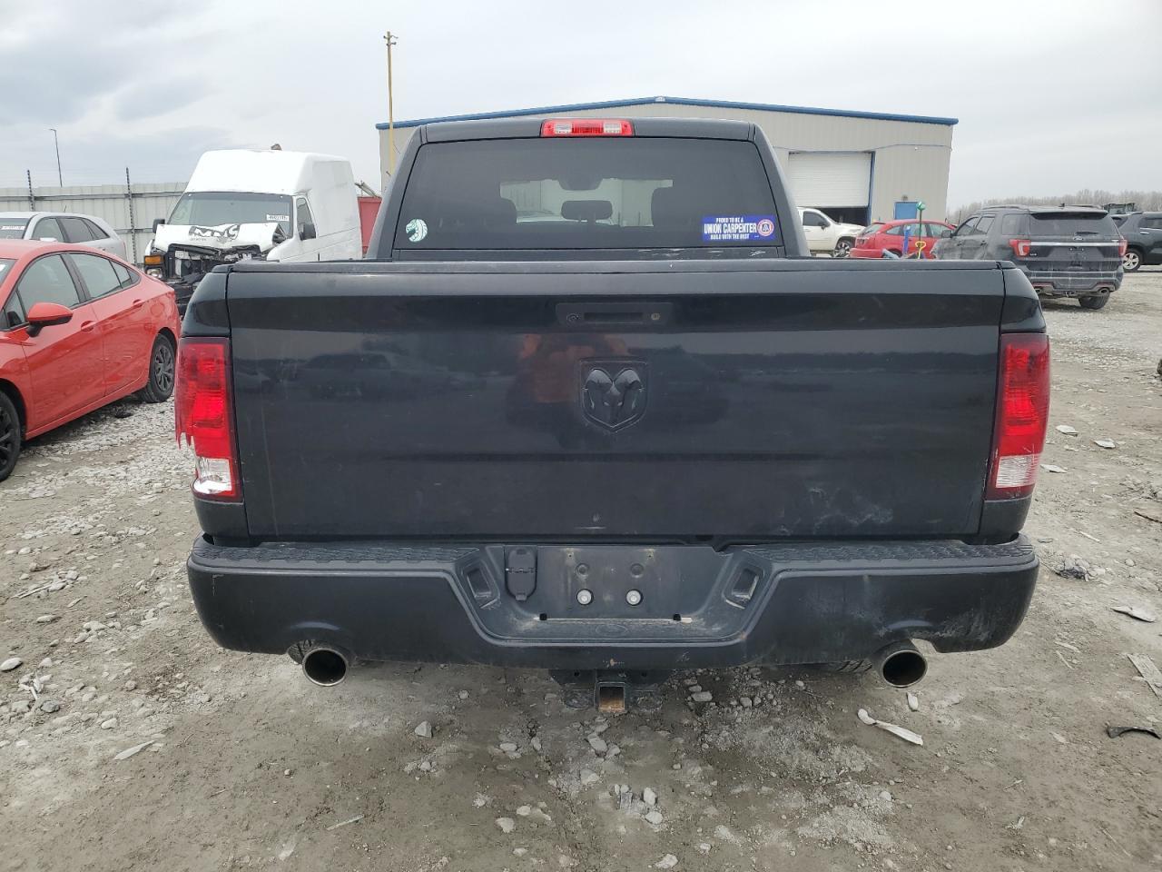2018 RAM 1500 ST - Image 6