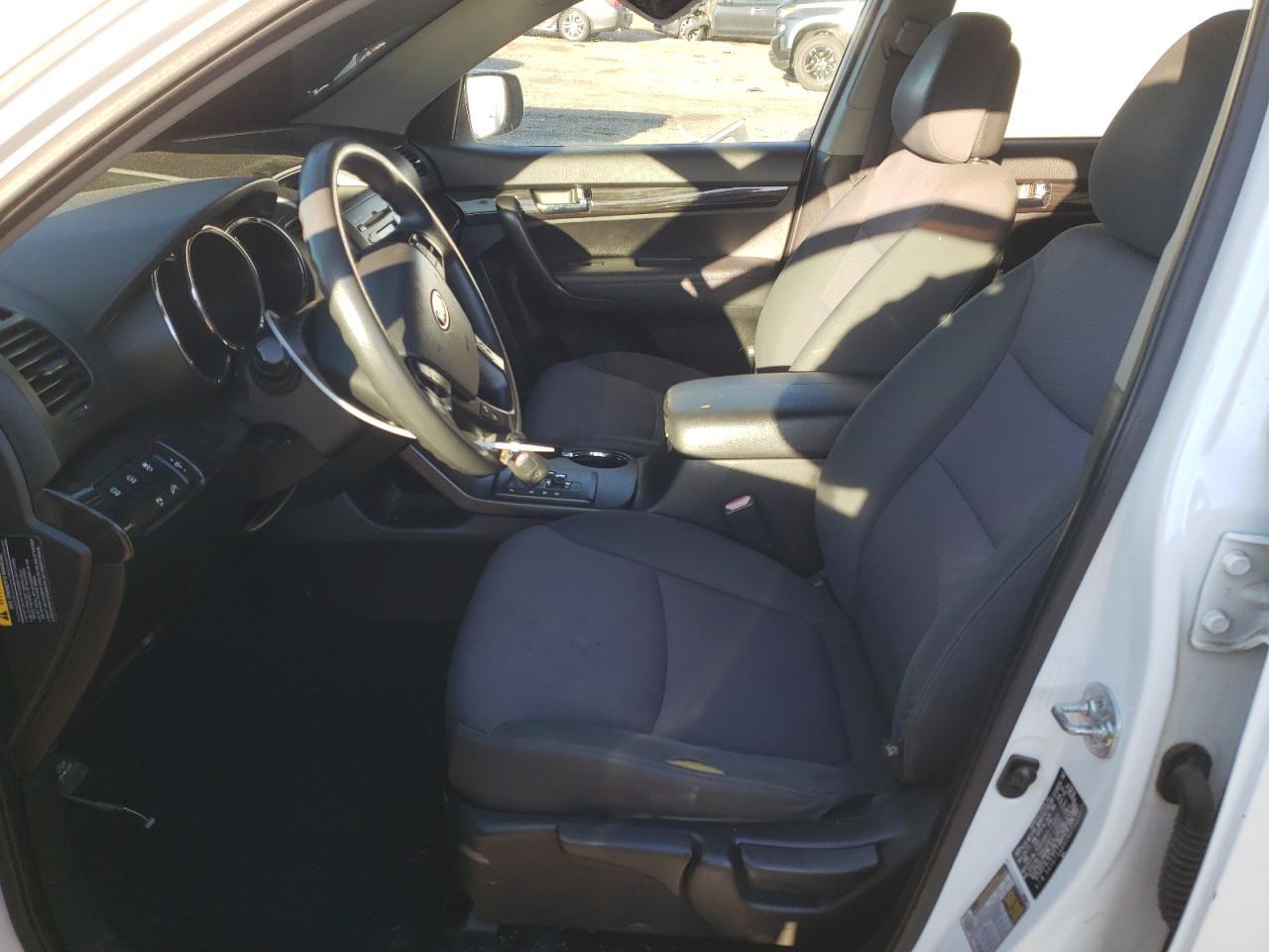 2012 KIA SORENTO - Фото 7