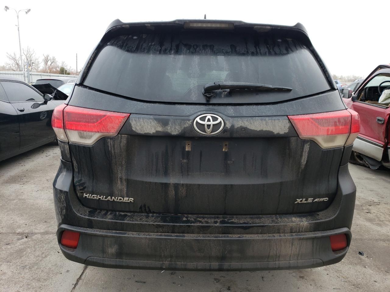 2018 TOYOTA HIGHLANDER - Image 6