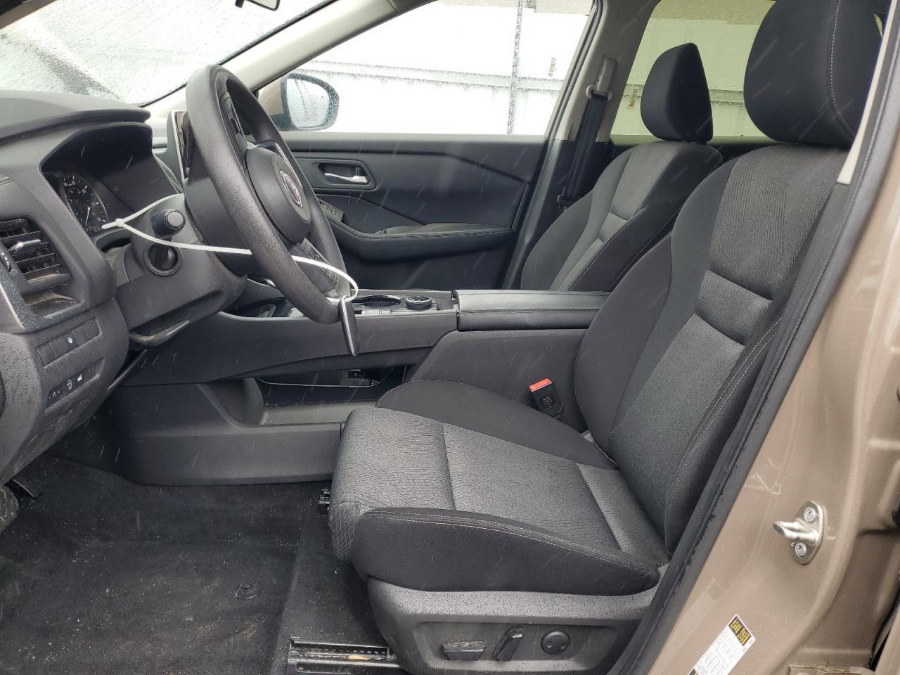2024 NISSAN ROGUE SV - Image 7