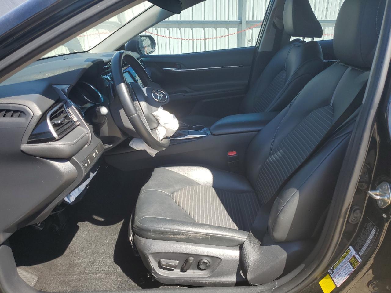 2019 TOYOTA CAMRY L - Фото 7