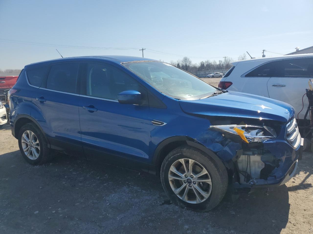 2017 FORD ESCAPE SE - Фото 4