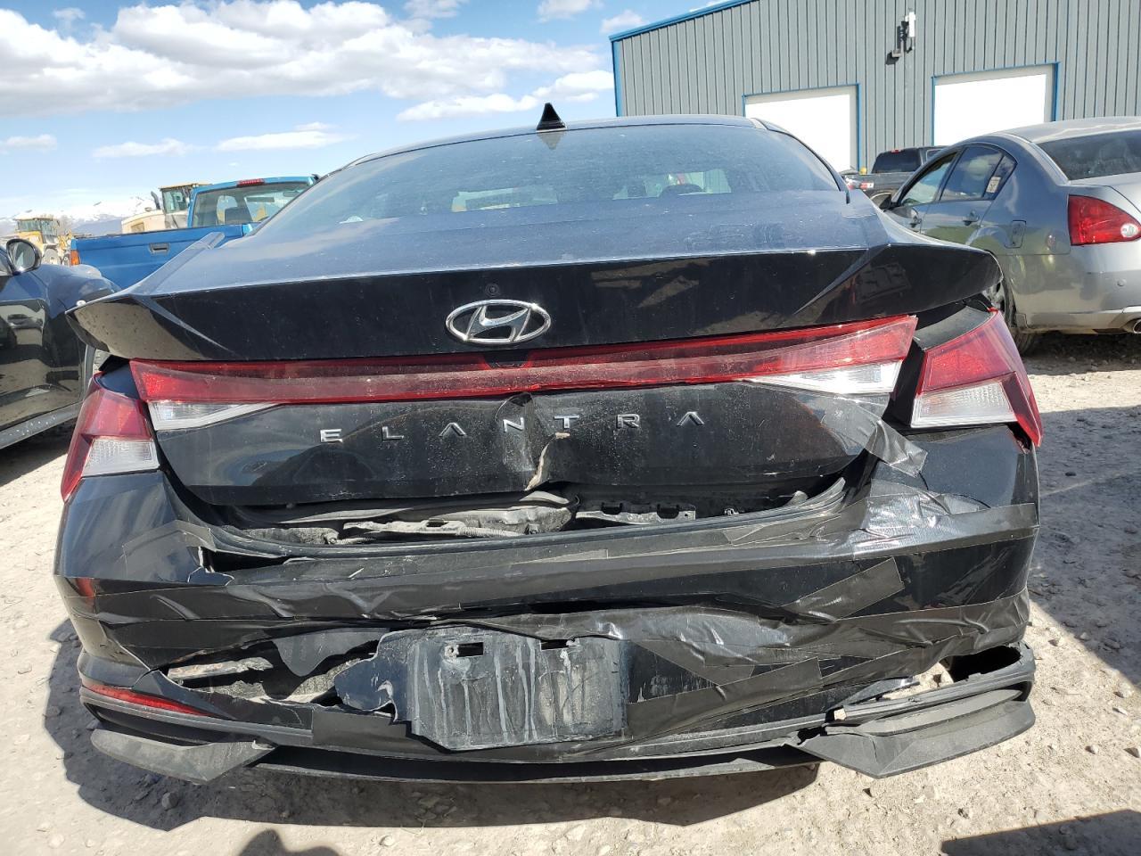 2022 HYUNDAI ELANTRA SE - Фото 6