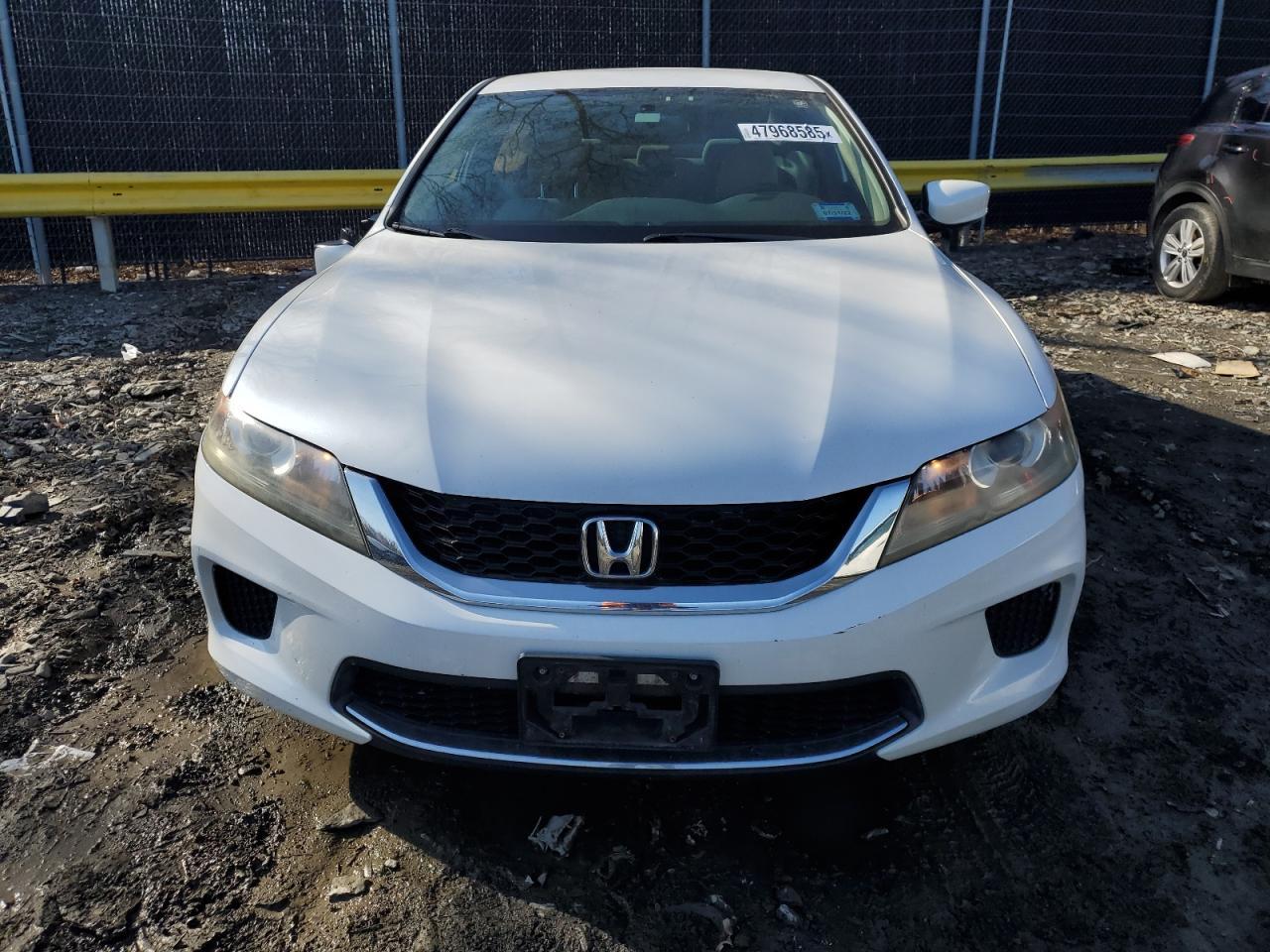 2014 HONDA ACCORD LX- - Фото 5