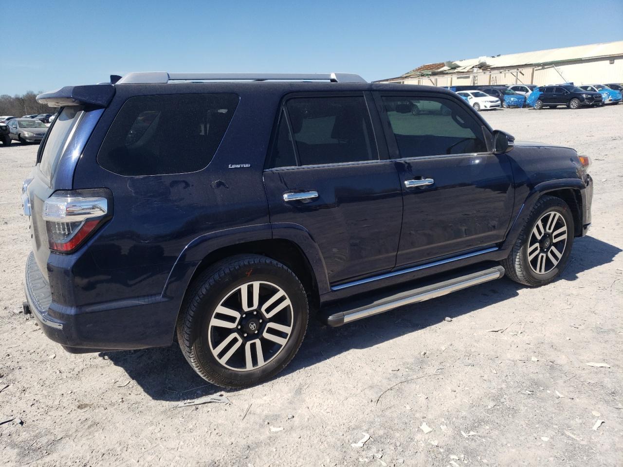 2018 TOYOTA 4RUNNER SR - Image 3