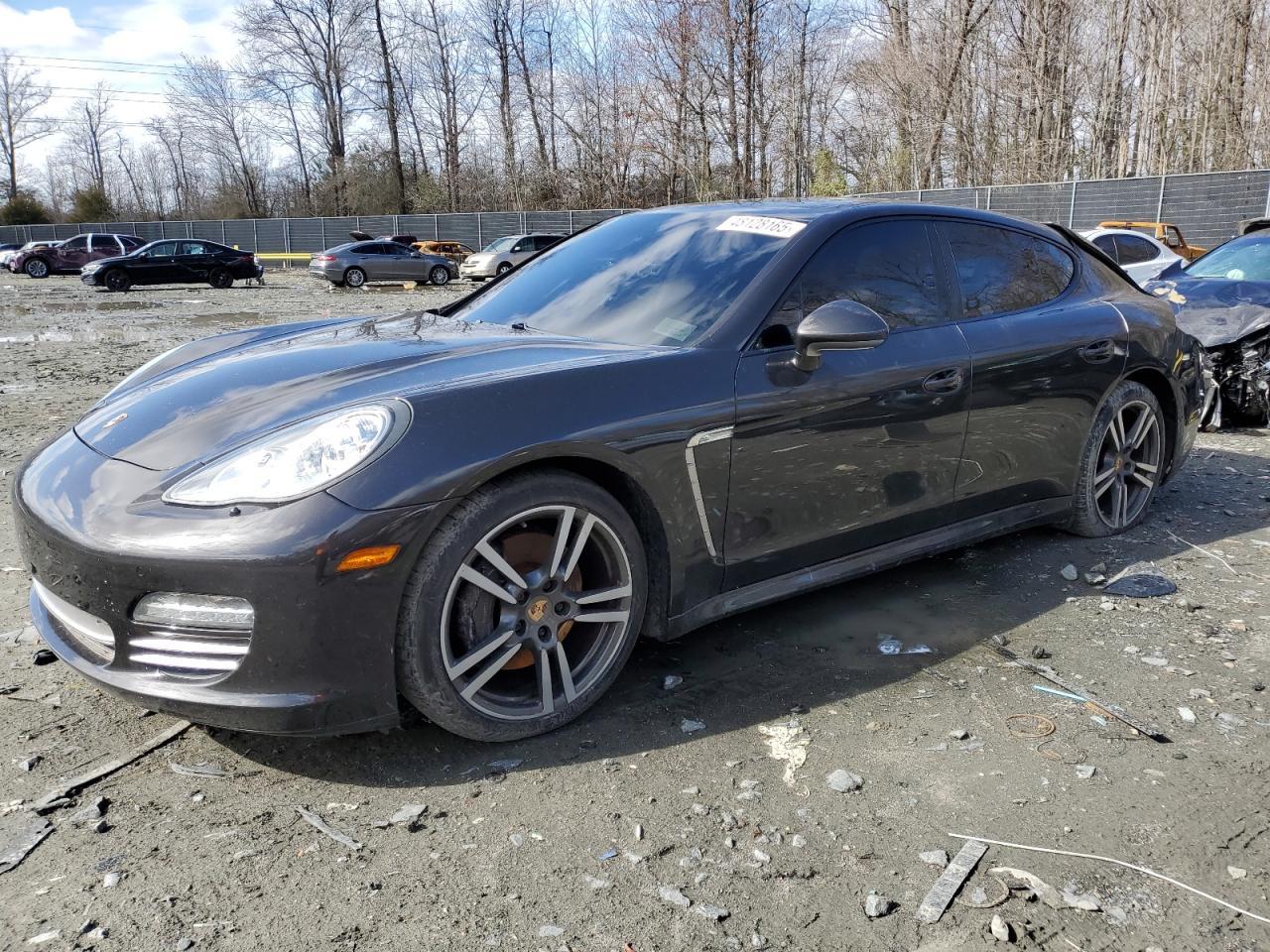 2013 PORSCHE PANAMERA 2