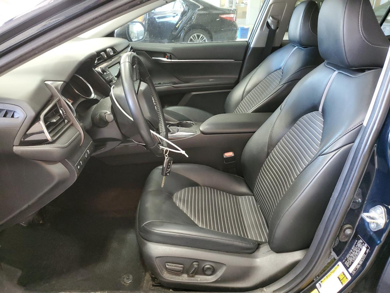 2020 TOYOTA CAMRY SE - Image 7