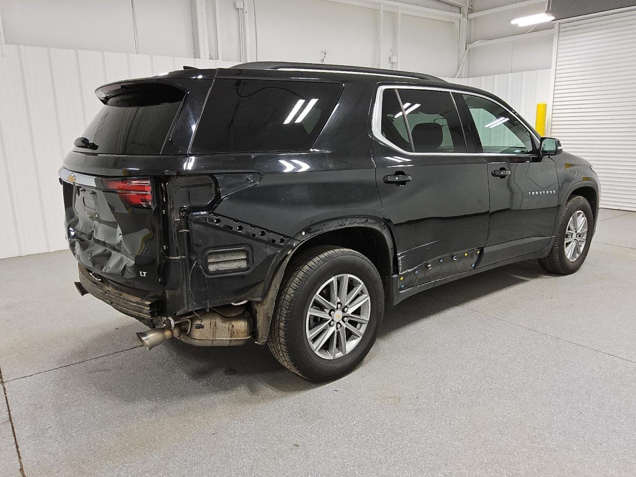 2023 CHEVROLET TRAVERSE L - Image 3