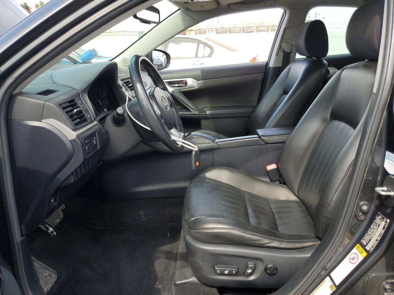 2011 LEXUS CT 200 - Фото 7