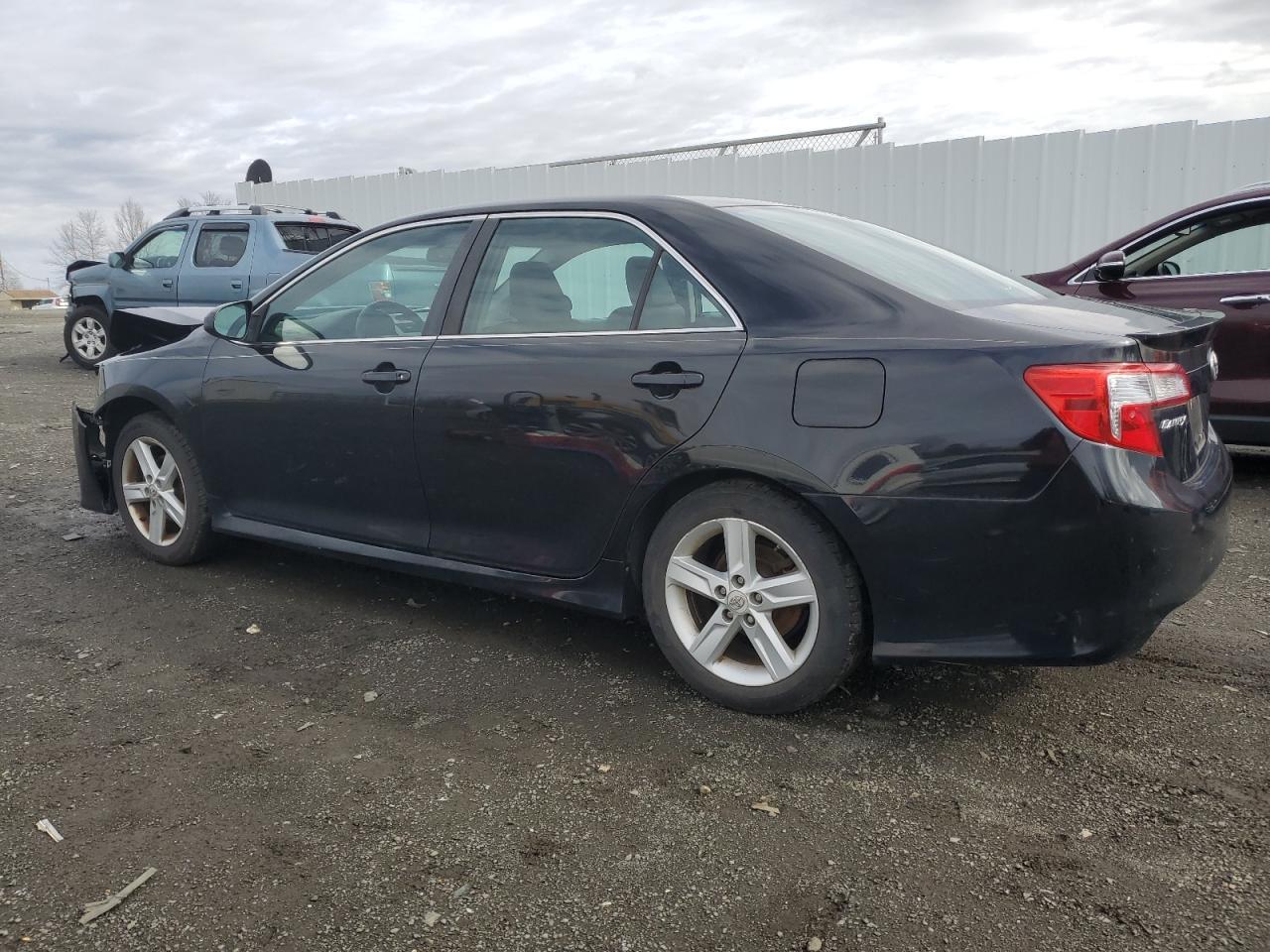2013 TOYOTA CAMRY L - Image 2