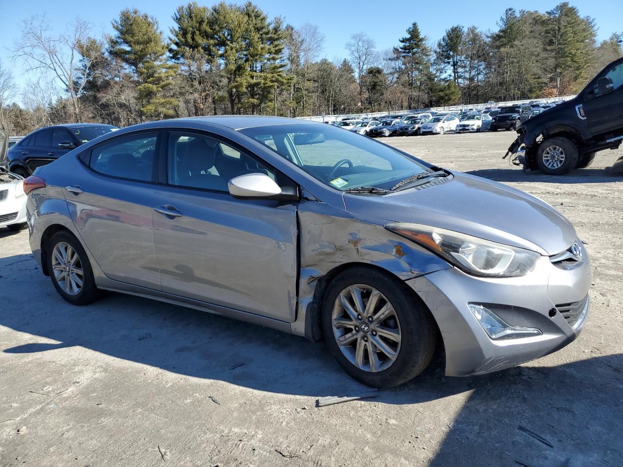 2014 HYUNDAI ELANTRA SE - Image 4