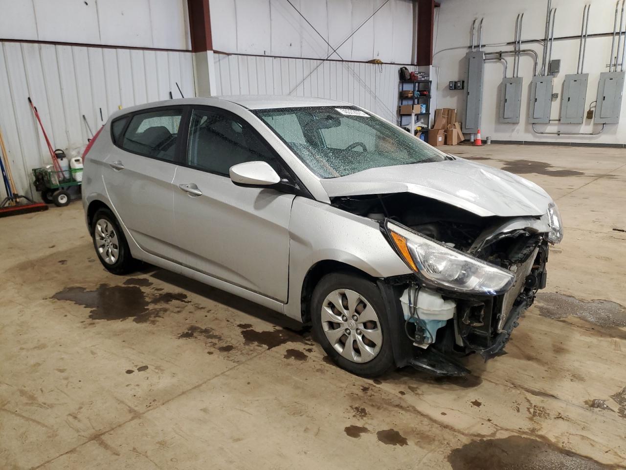 2017 HYUNDAI ACCENT SE - Image 4