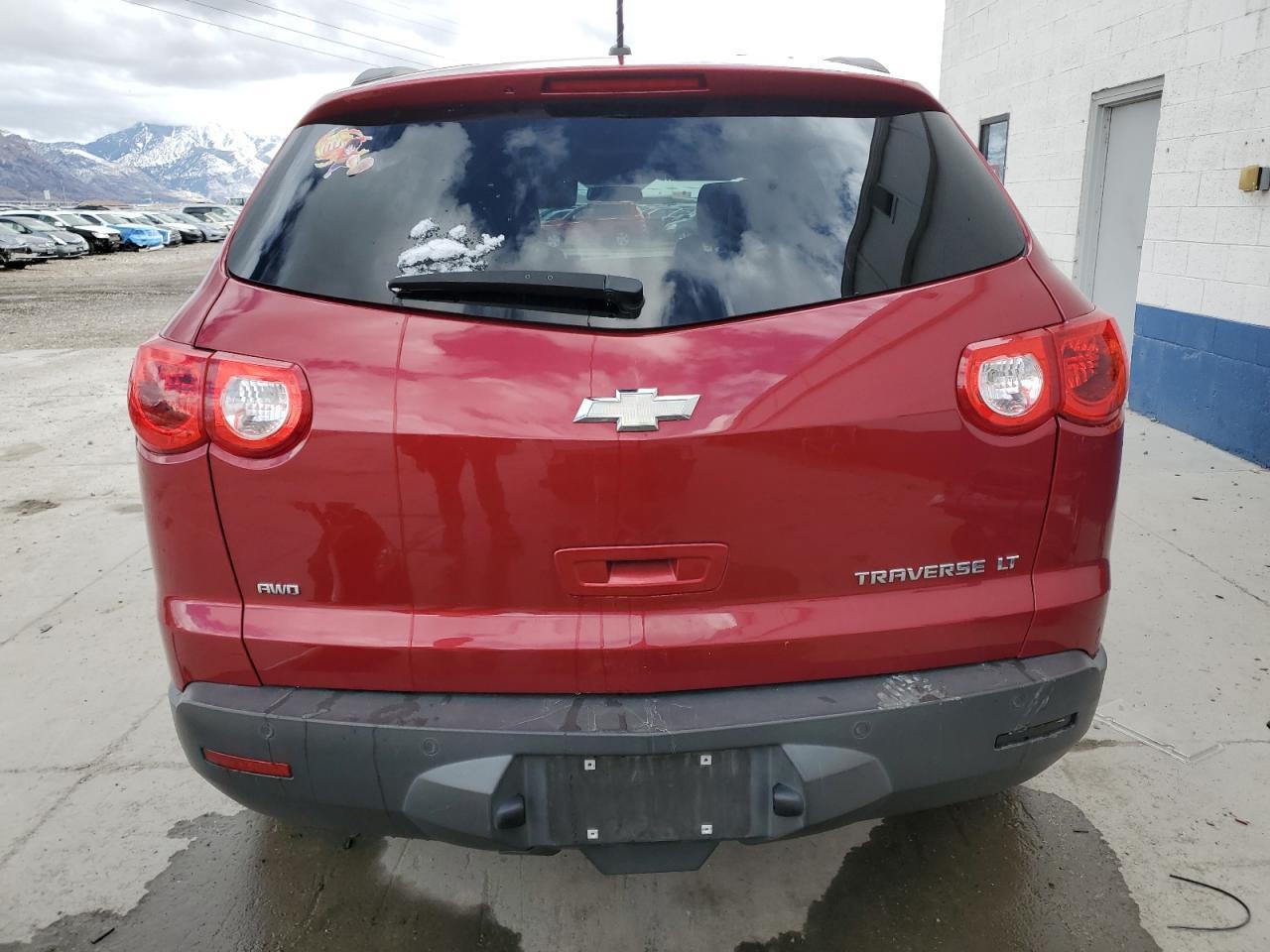 2012 CHEVROLET TRAVERSE L - Image 6