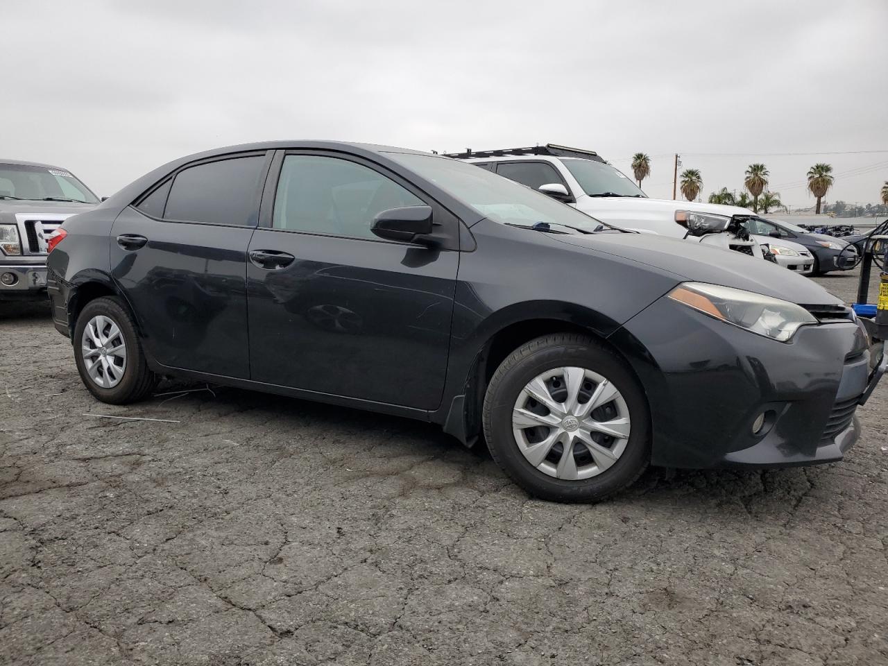 2015 TOYOTA COROLLA L - Фото 4
