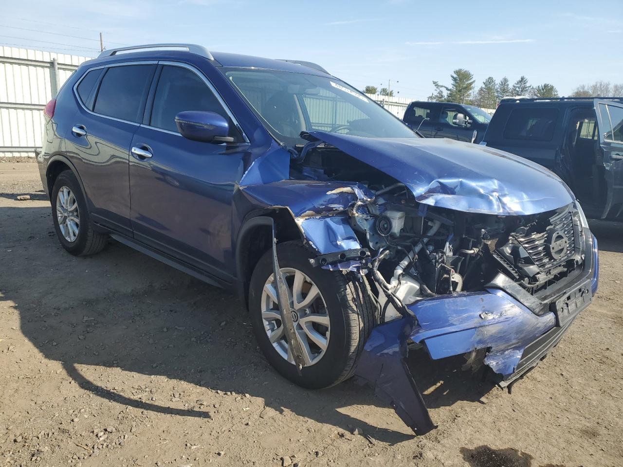 2017 NISSAN ROGUE S - Фото 4