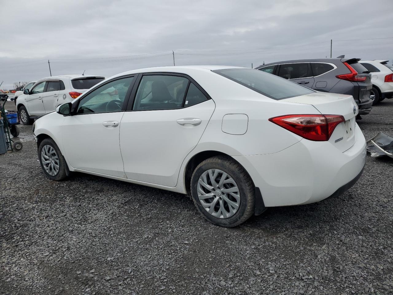 2018 TOYOTA COROLLA L - Фото 2