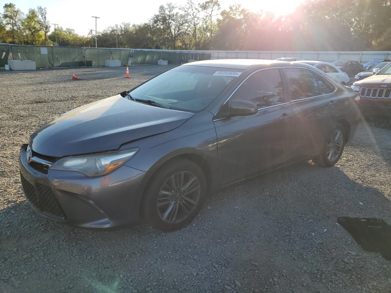 2016 TOYOTA CAMRY LE