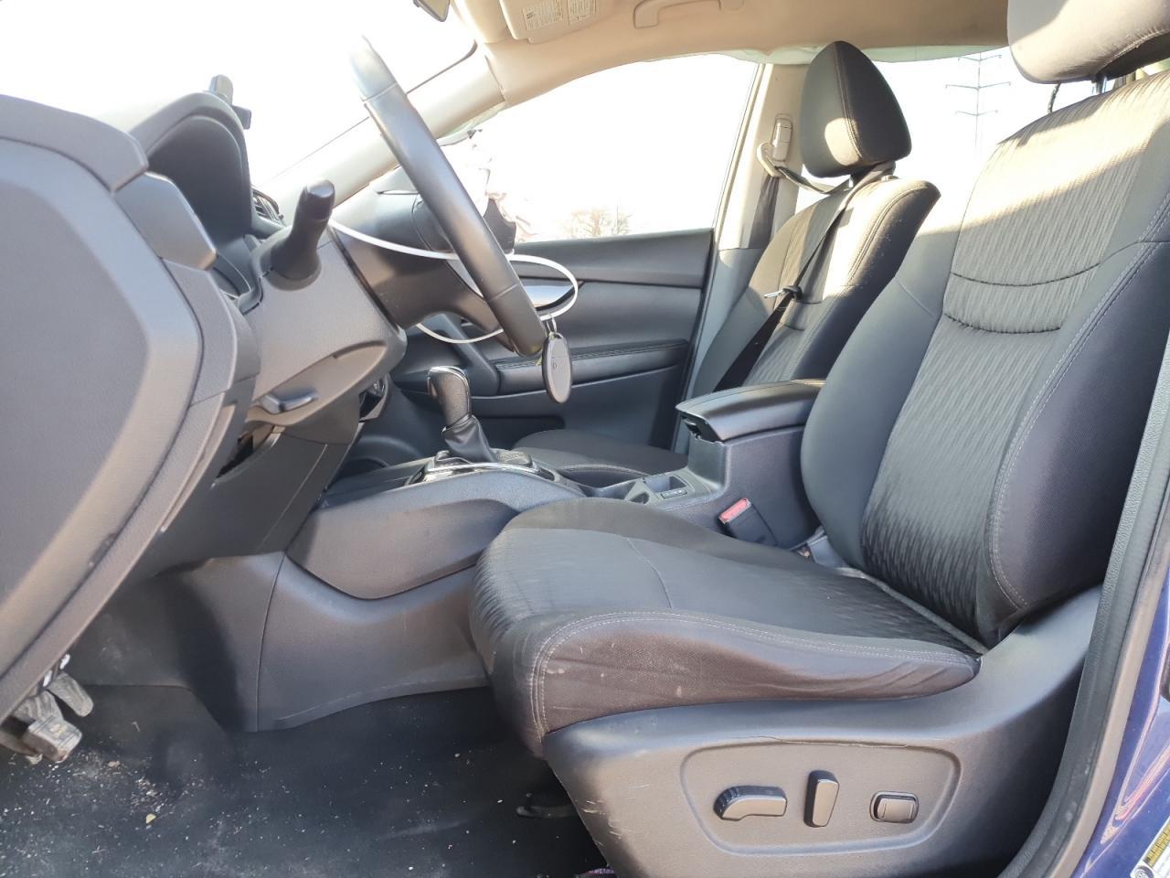 2017 NISSAN ROGUE S - Image 7