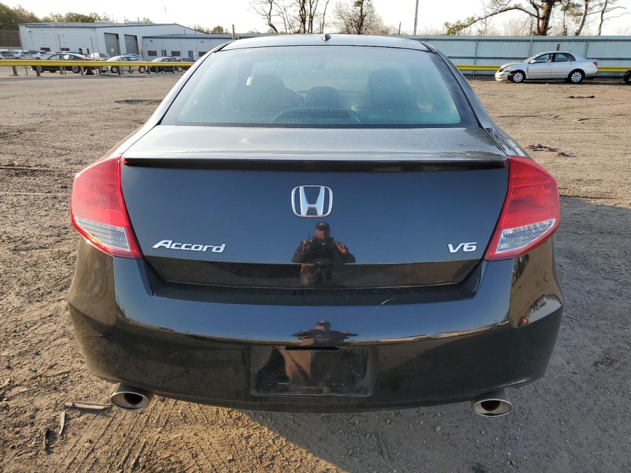 2012 HONDA ACCORD EXL - Image 6