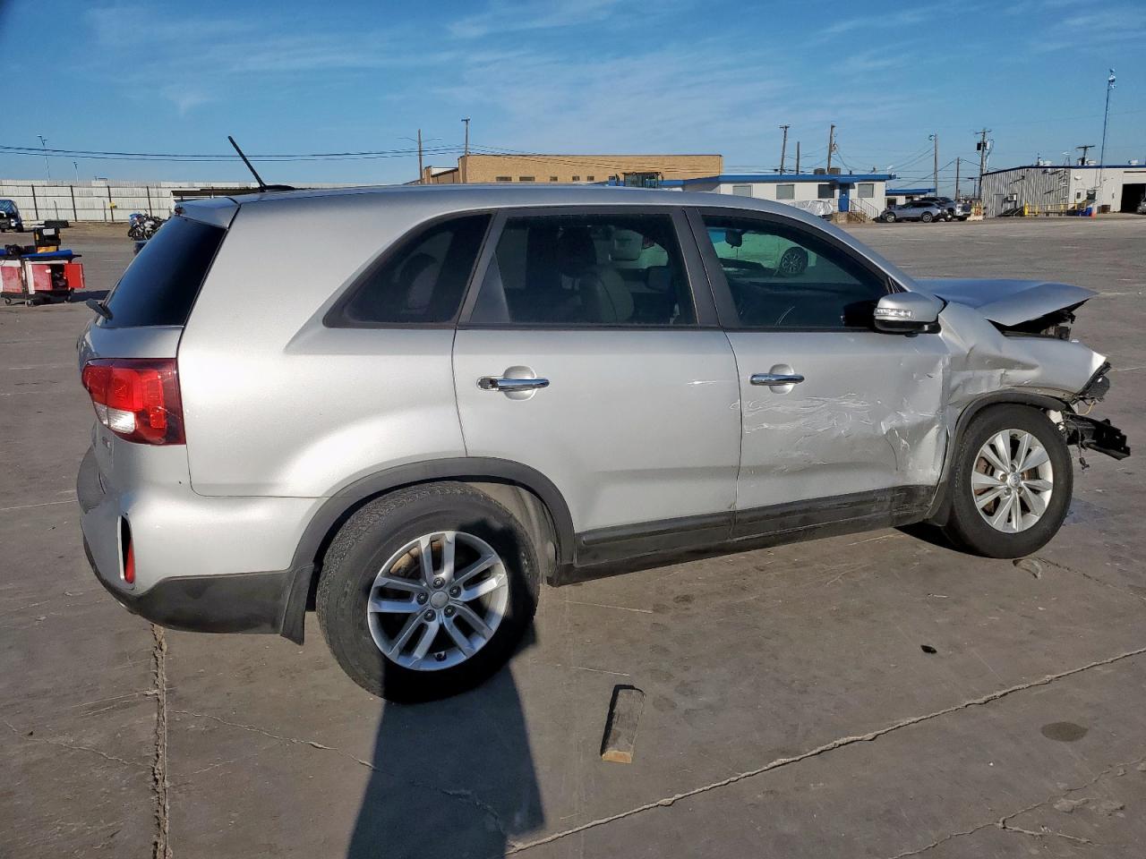 2015 KIA SORENTO LX - Image 3