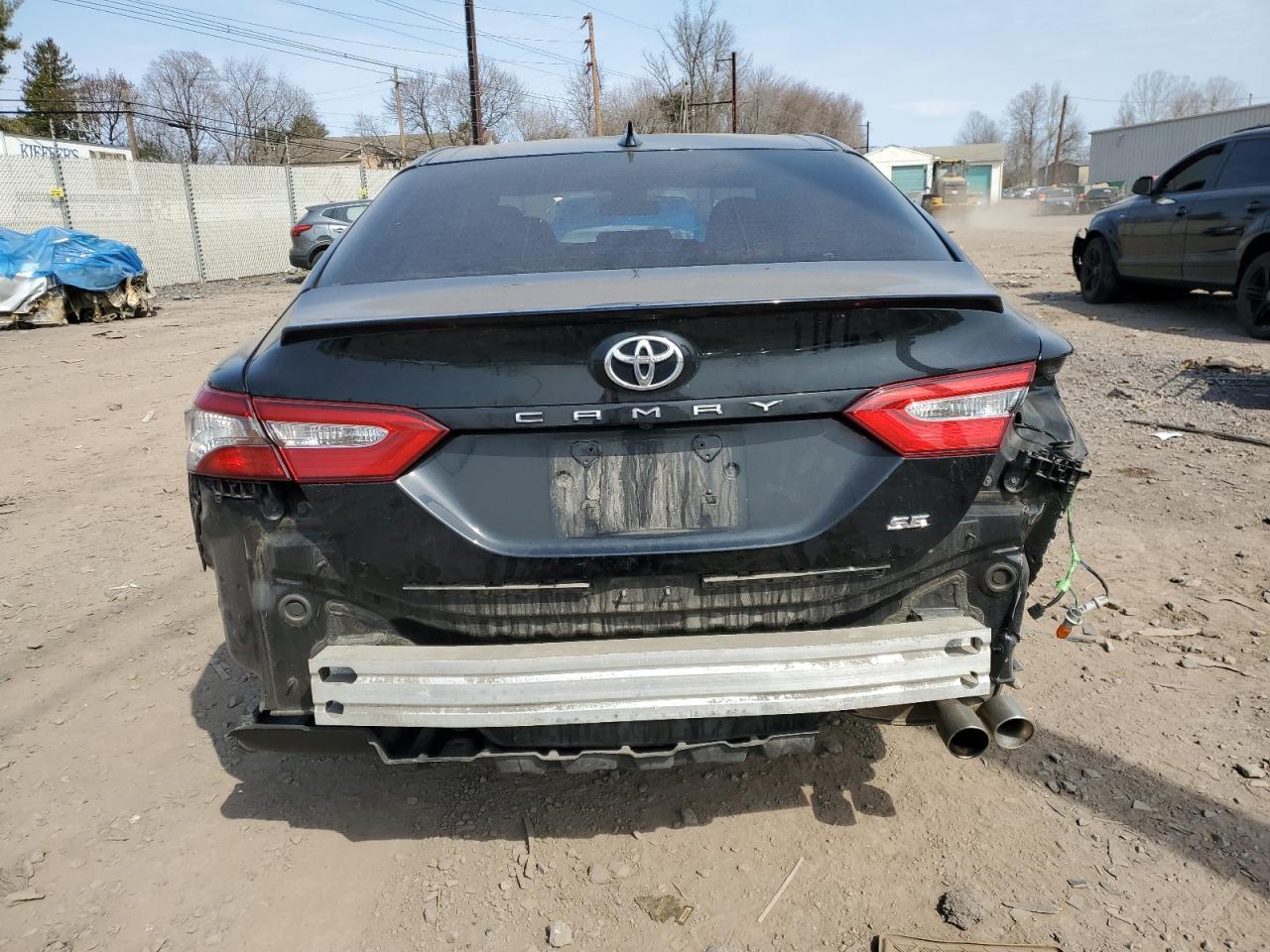 2019 TOYOTA CAMRY L - Фото 6