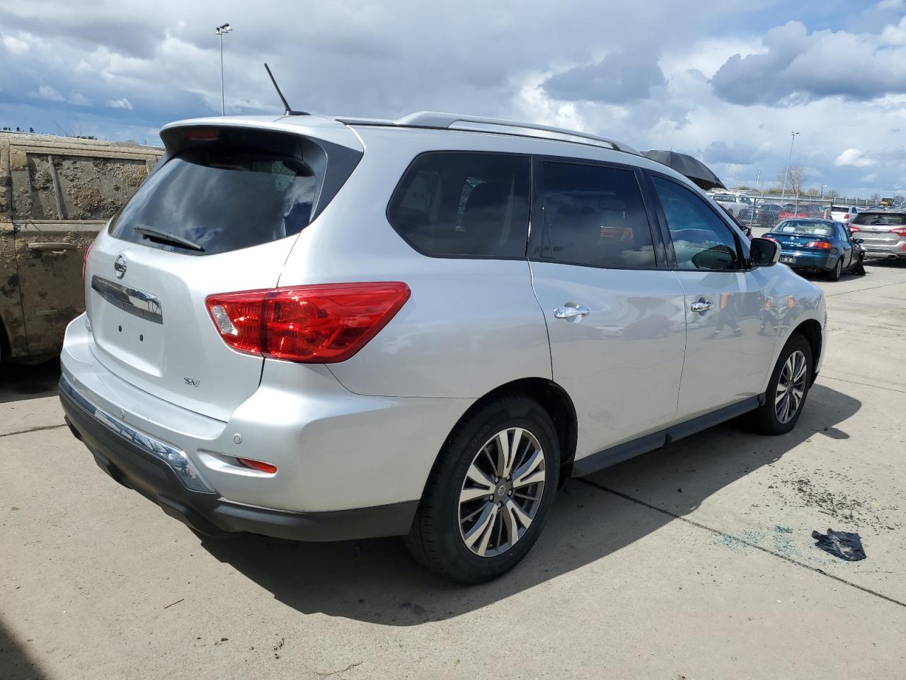 2017 NISSAN PATHFINDER - Image 3