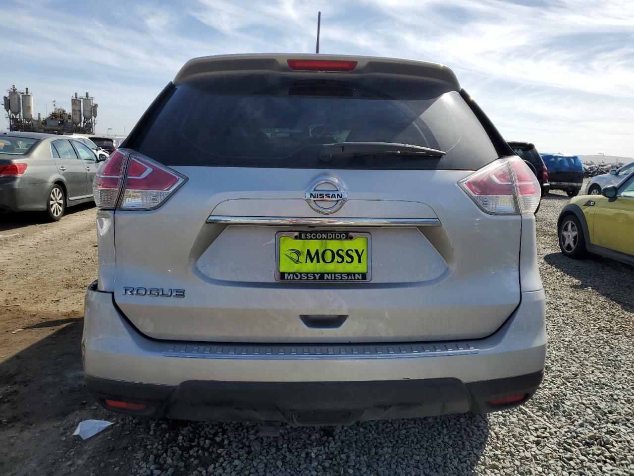 2016 NISSAN ROGUE S - Image 6