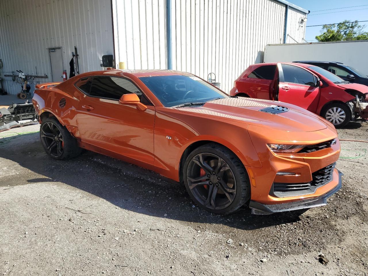 2022 CHEVROLET CAMARO LT1 - Фото 4