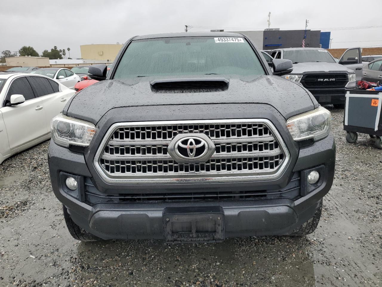 2017 TOYOTA TACOMA DOU - Фото 5