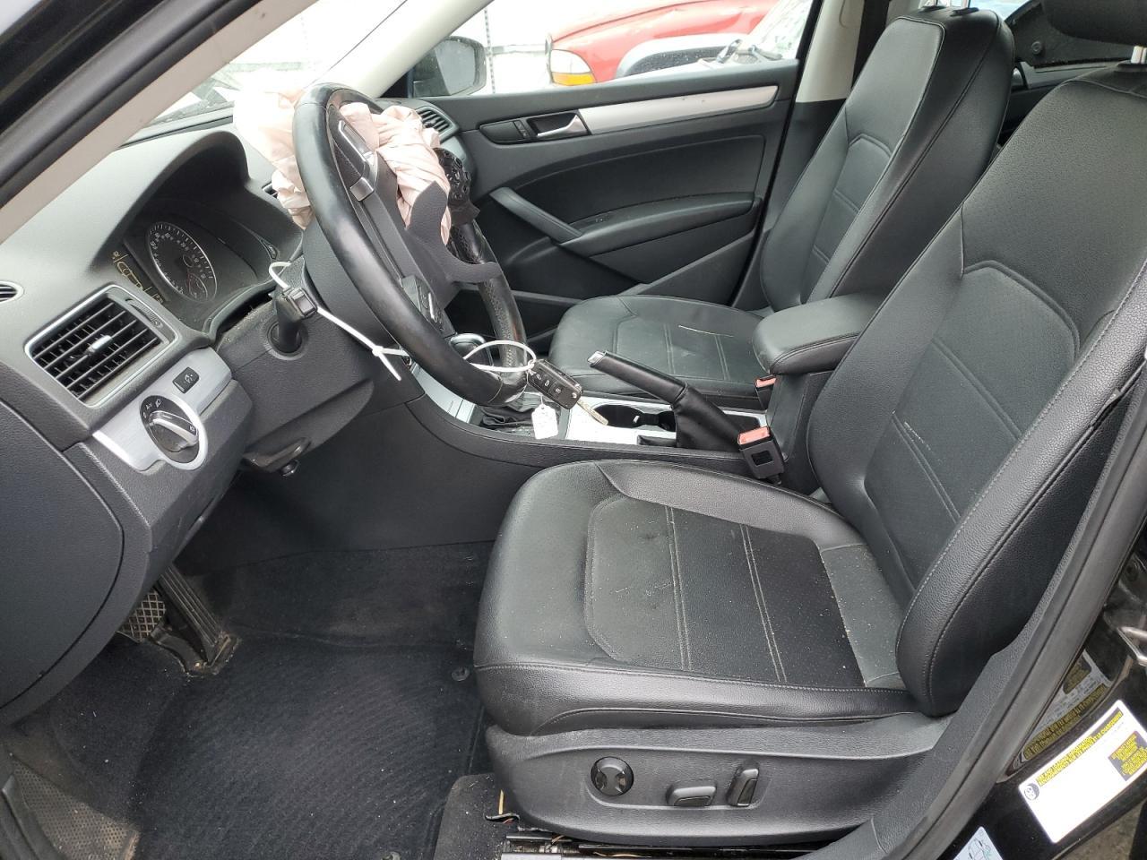 2013 VOLKSWAGEN PASSAT SE - Image 7