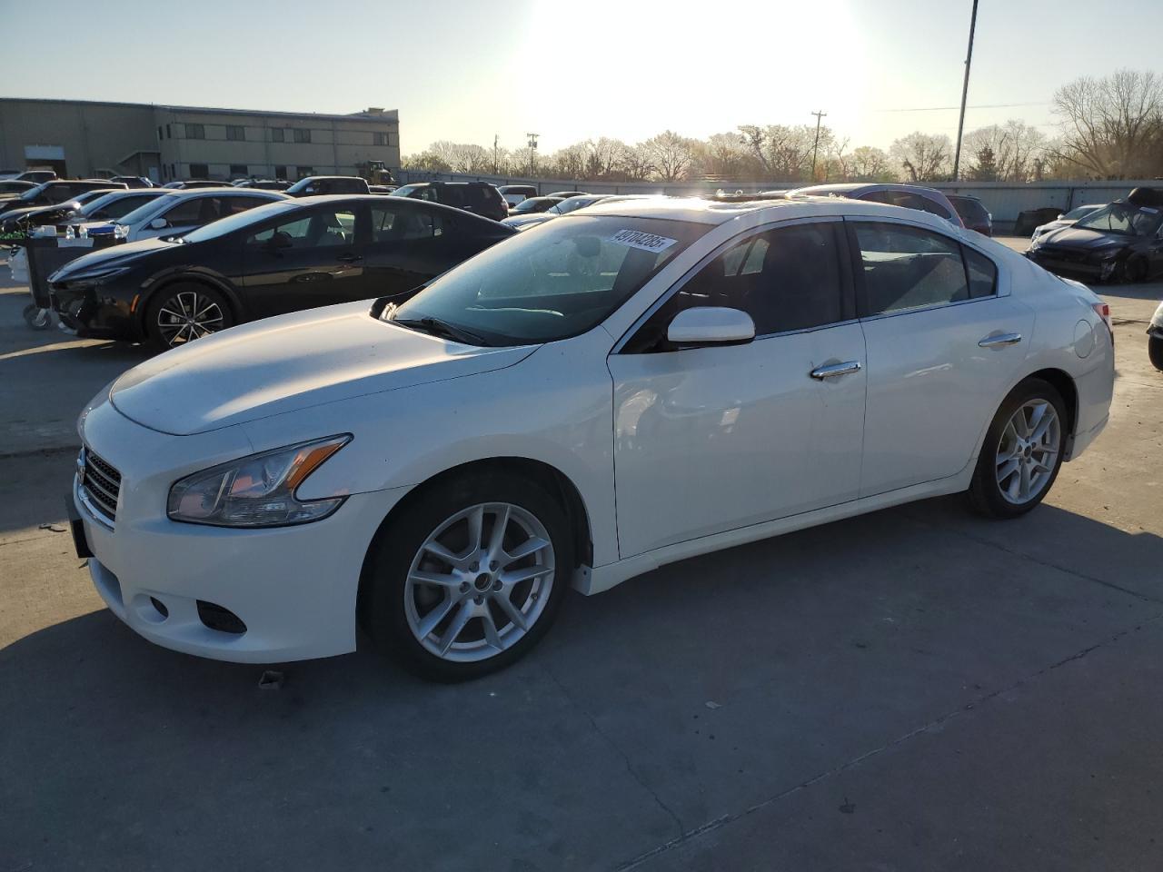 2011 NISSAN MAXIMA S