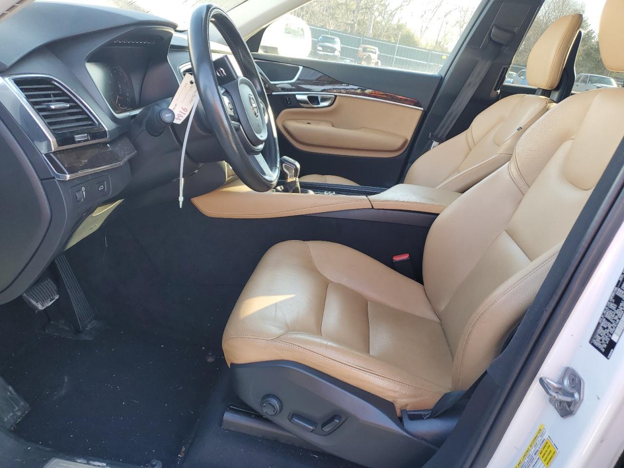2016 VOLVO XC90 T6 - Фото 7