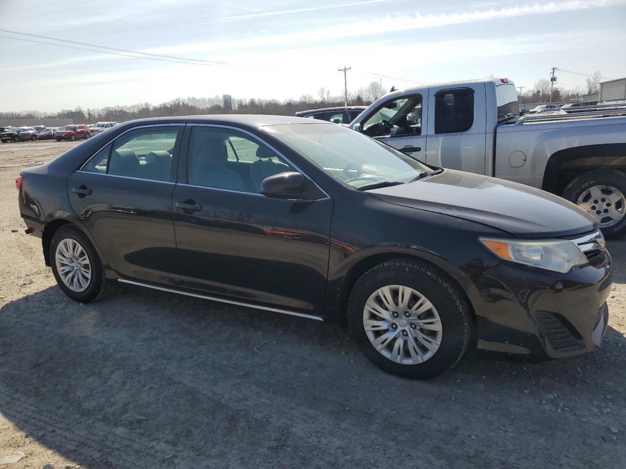 2013 TOYOTA CAMRY L - Image 4