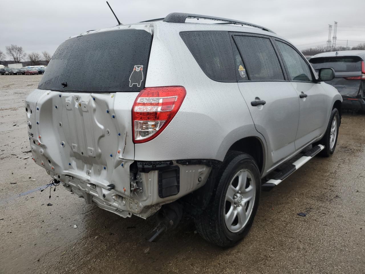 2011 TOYOTA RAV4 - Image 3