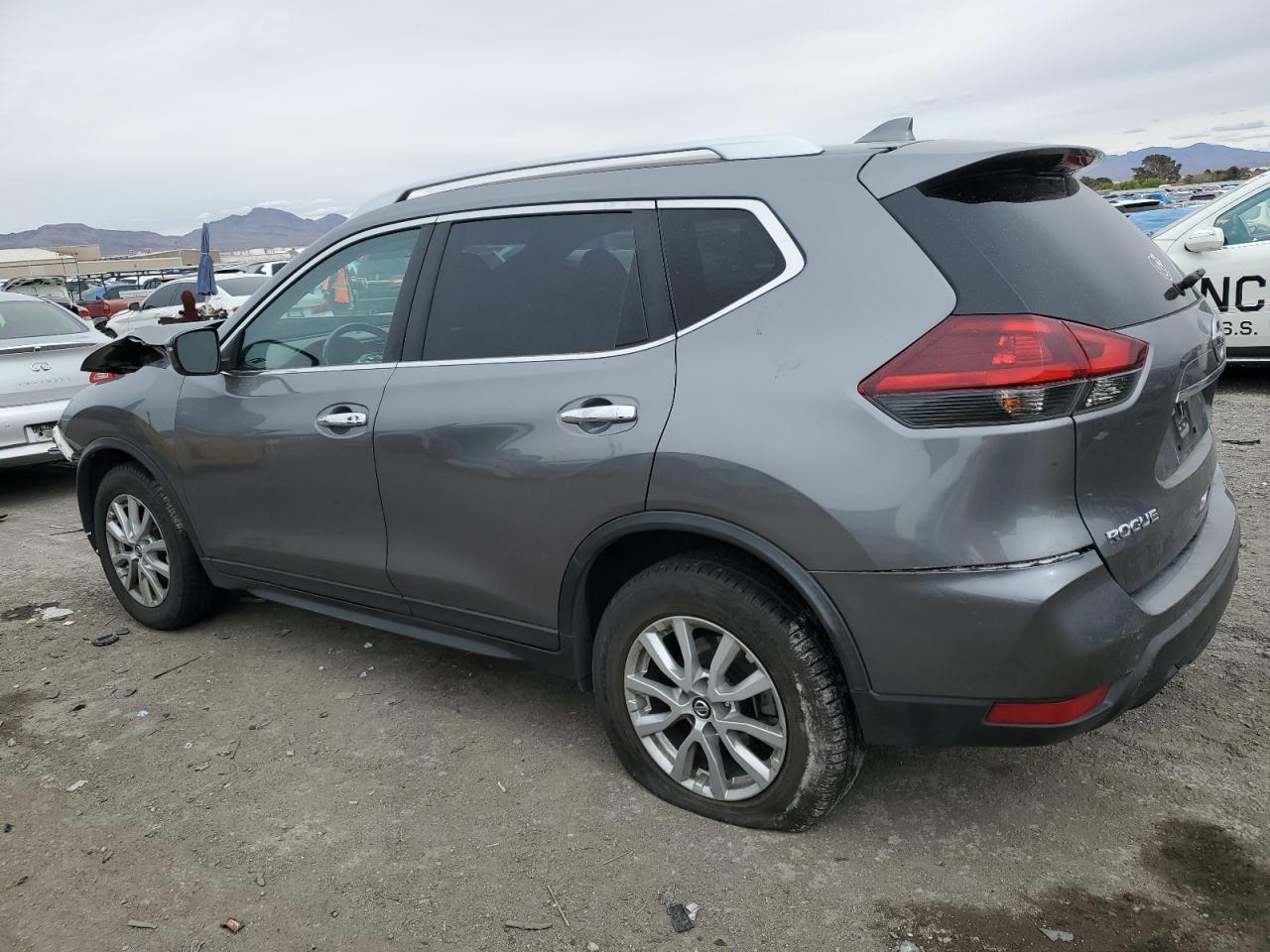 2018 NISSAN ROGUE S - Фото 2