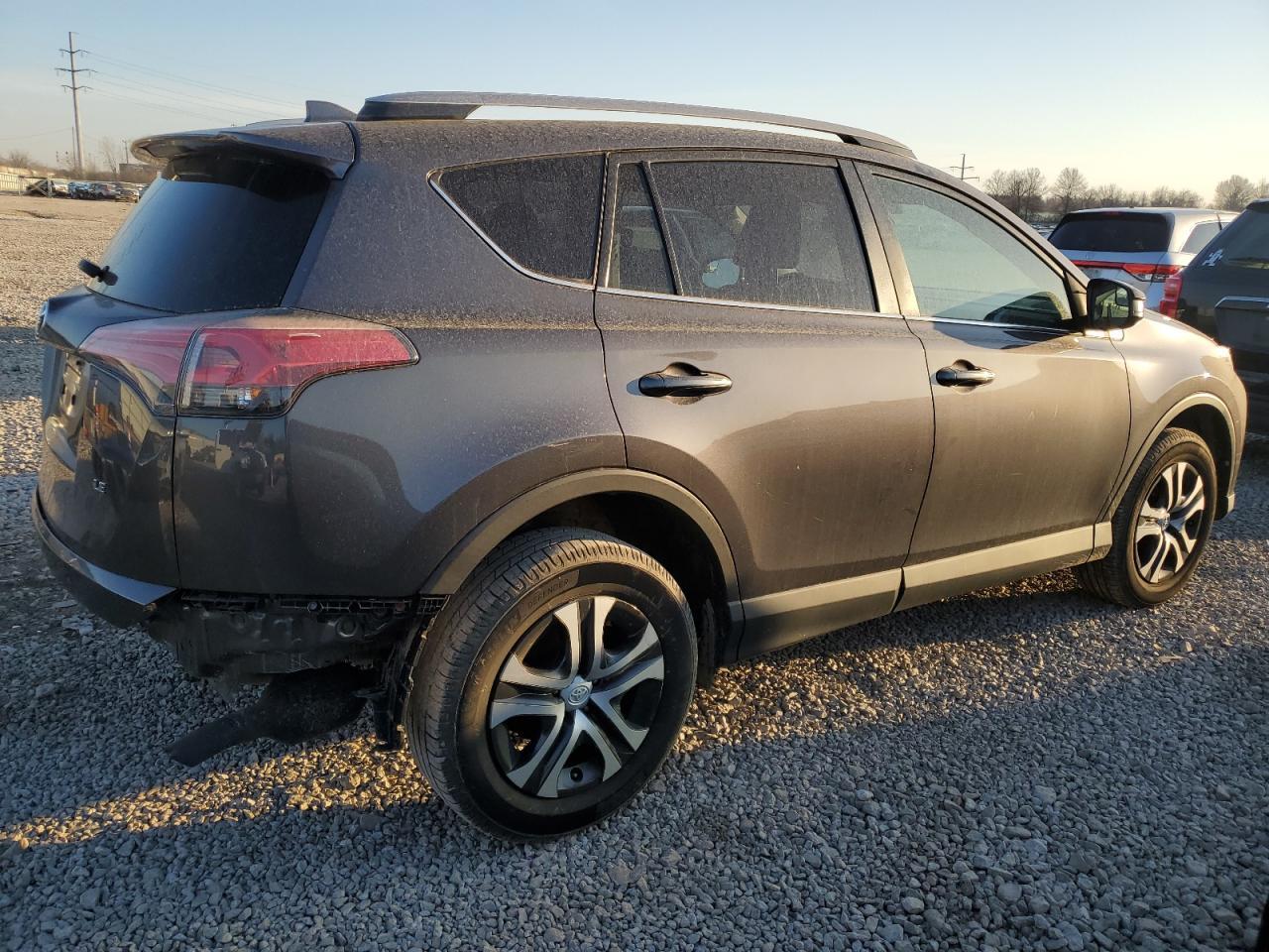 2018 TOYOTA RAV4 LE - Image 3