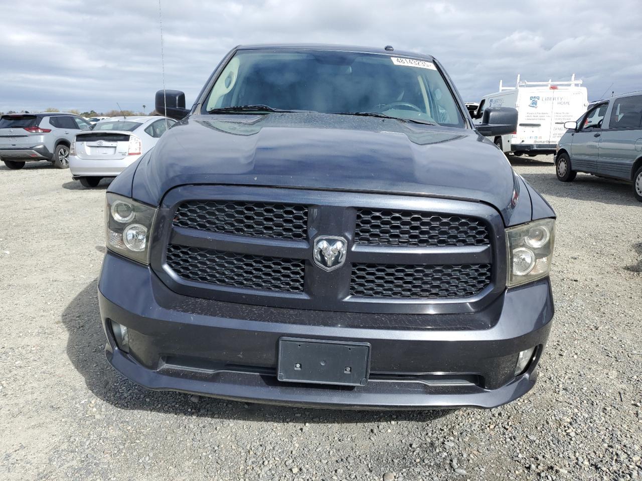 2015 RAM 1500 ST - Image 5